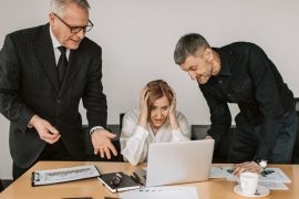 Leadership en crise : 5 décisions qui sauvent les entreprises